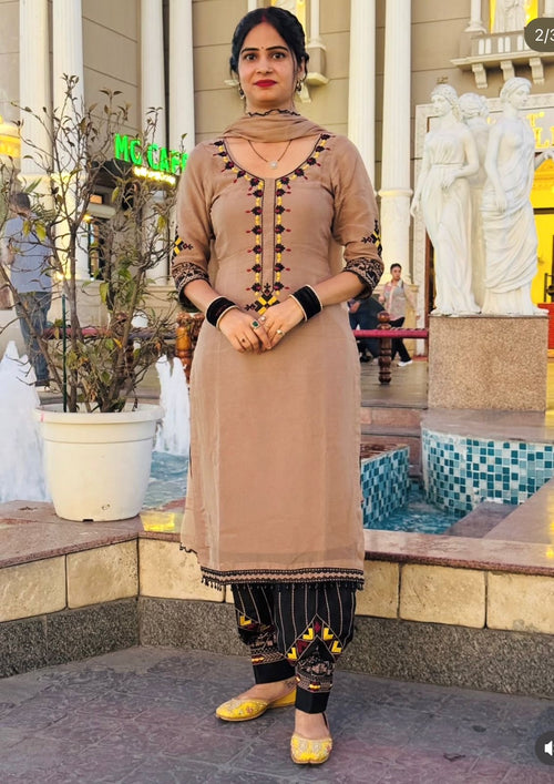 BLACK EMBROIDERED SUIT