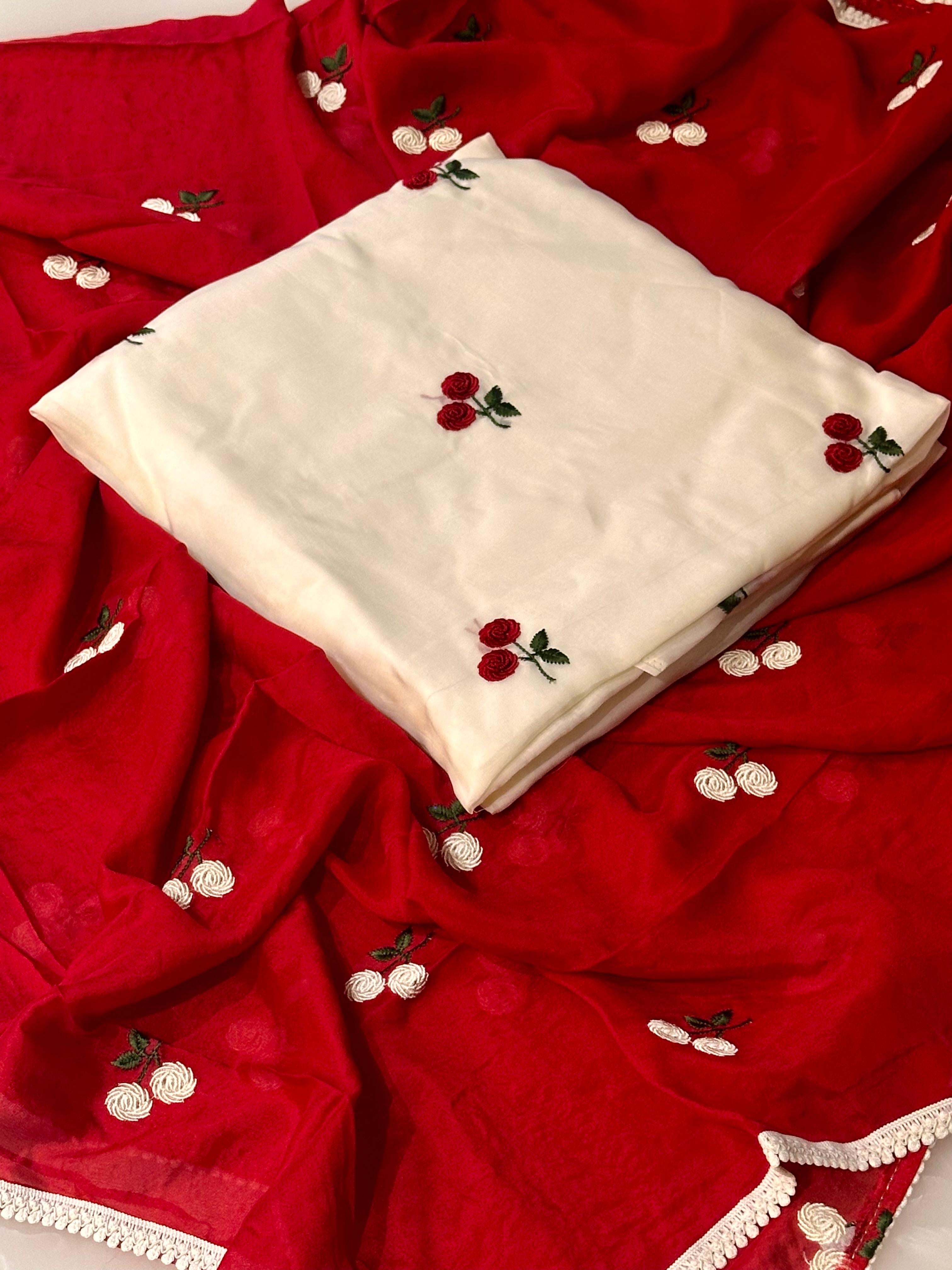 Rose thread  design suit