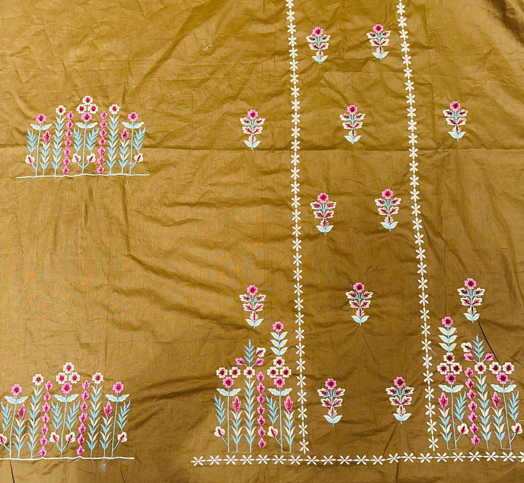 COTTON SUIT EMBROIDERED 6