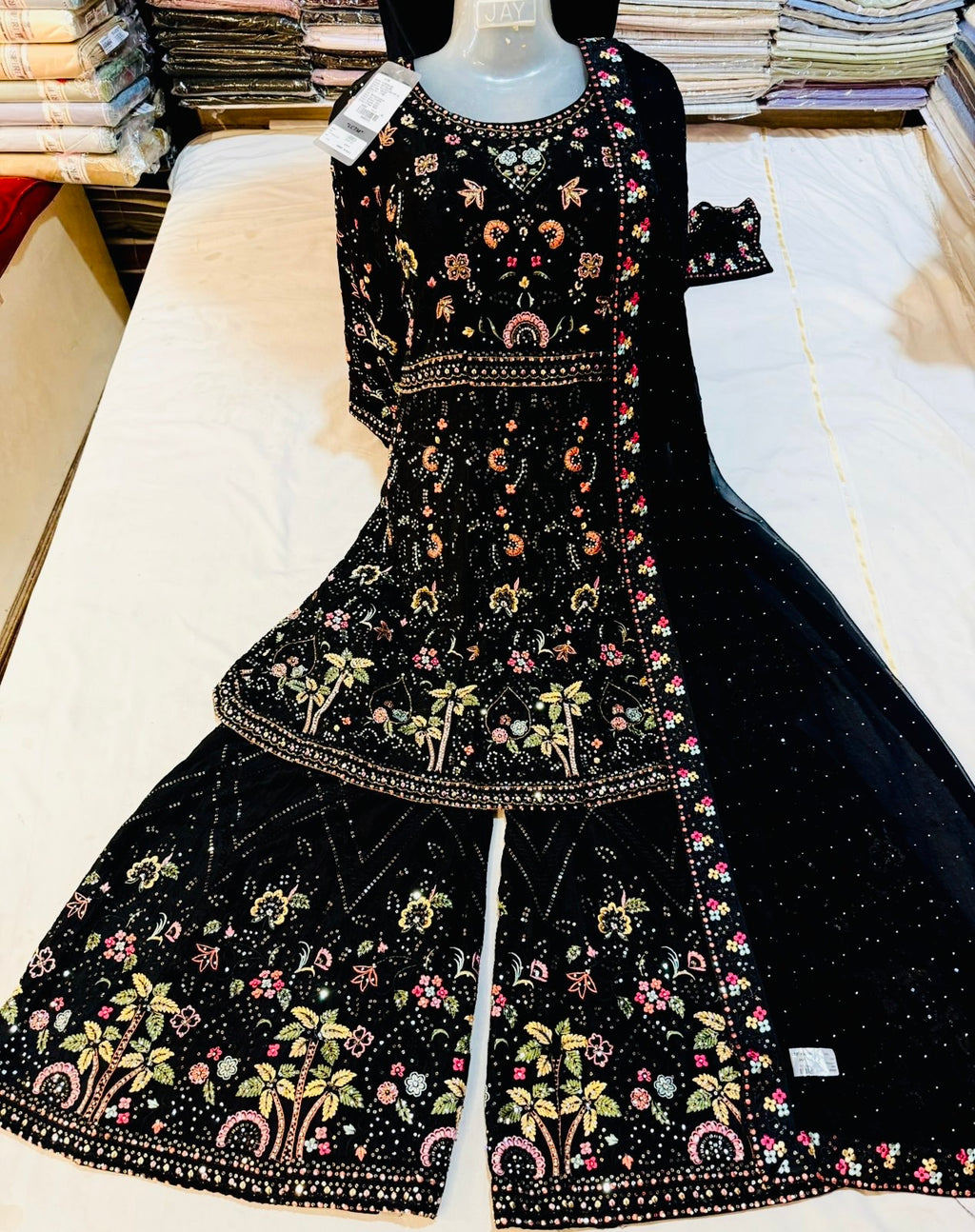 STITCHED BLACK SUIT
