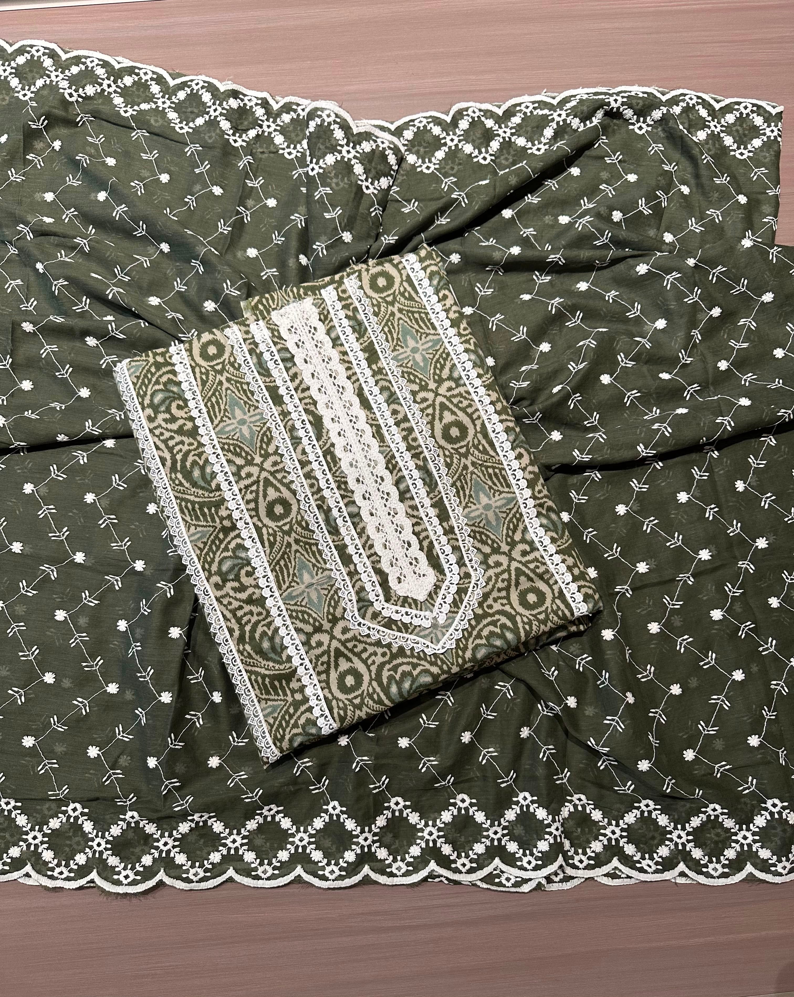 Print with lace
