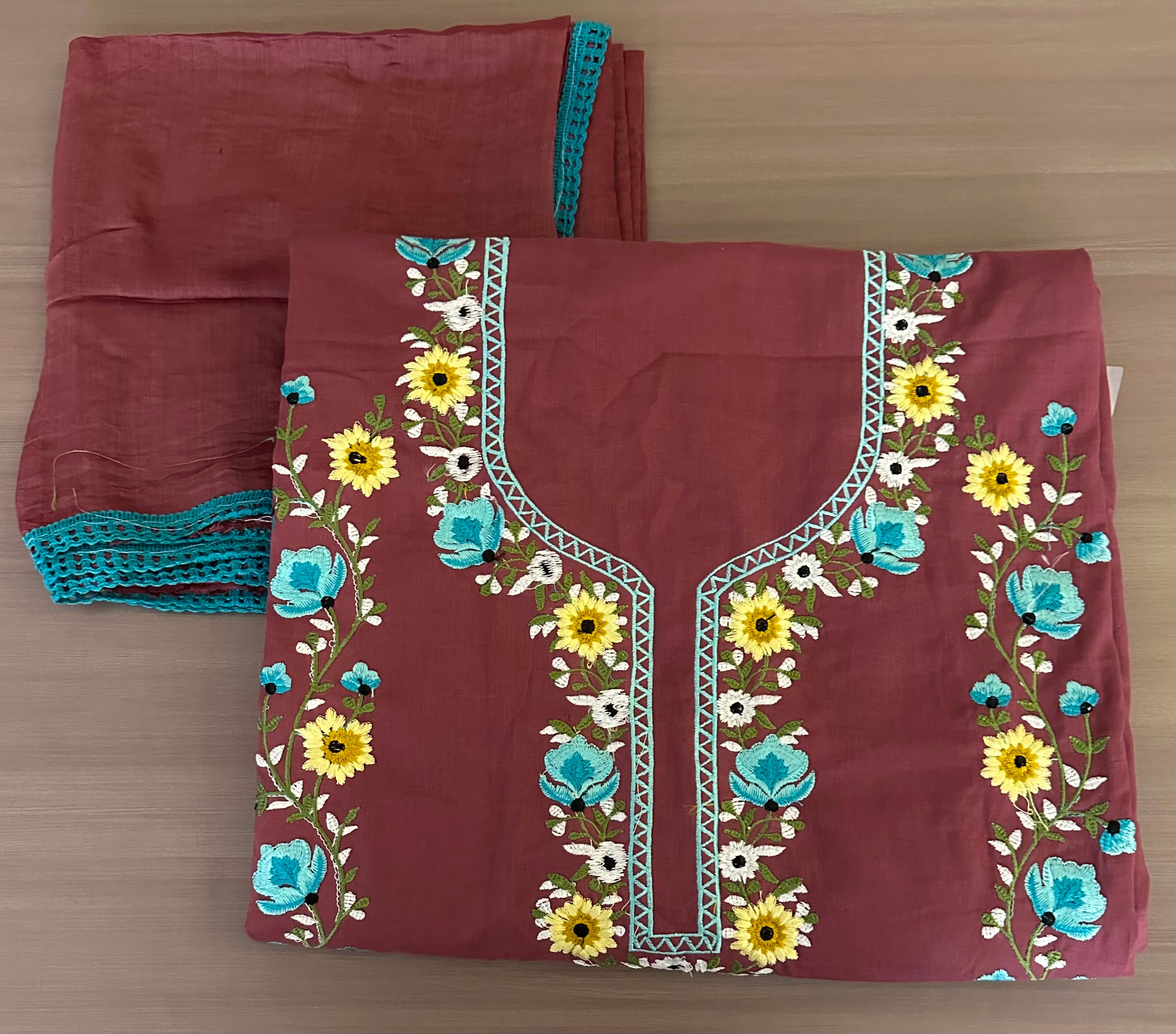 Embroidery suits