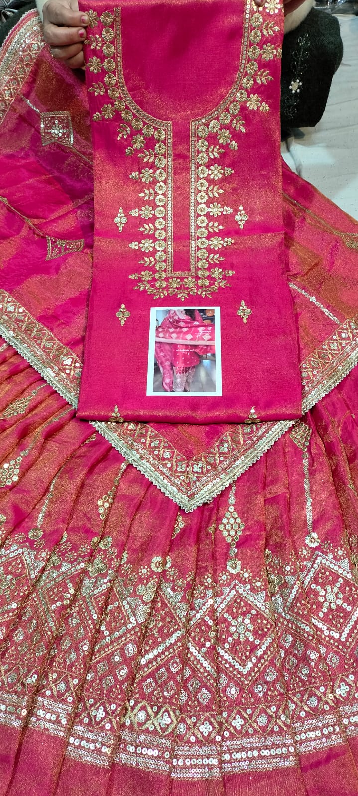 SHIMMER MAJENTA LEHNGA