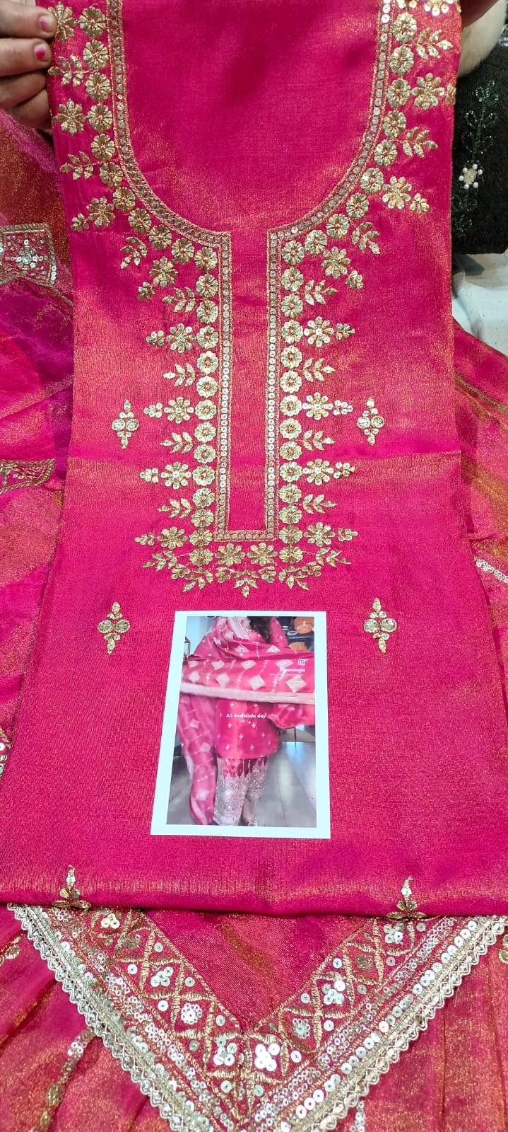 SHIMMER MAJENTA LEHNGA