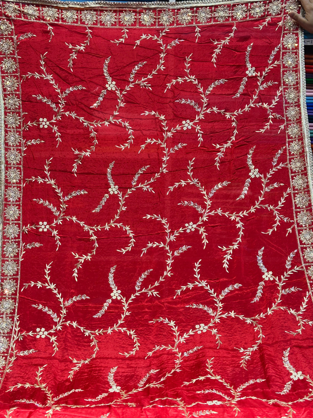 BRIDAL SUIT (ਲਾਵਾਂ ਫੇਰੇ ਵਾਲਾ ਸੂਟ)