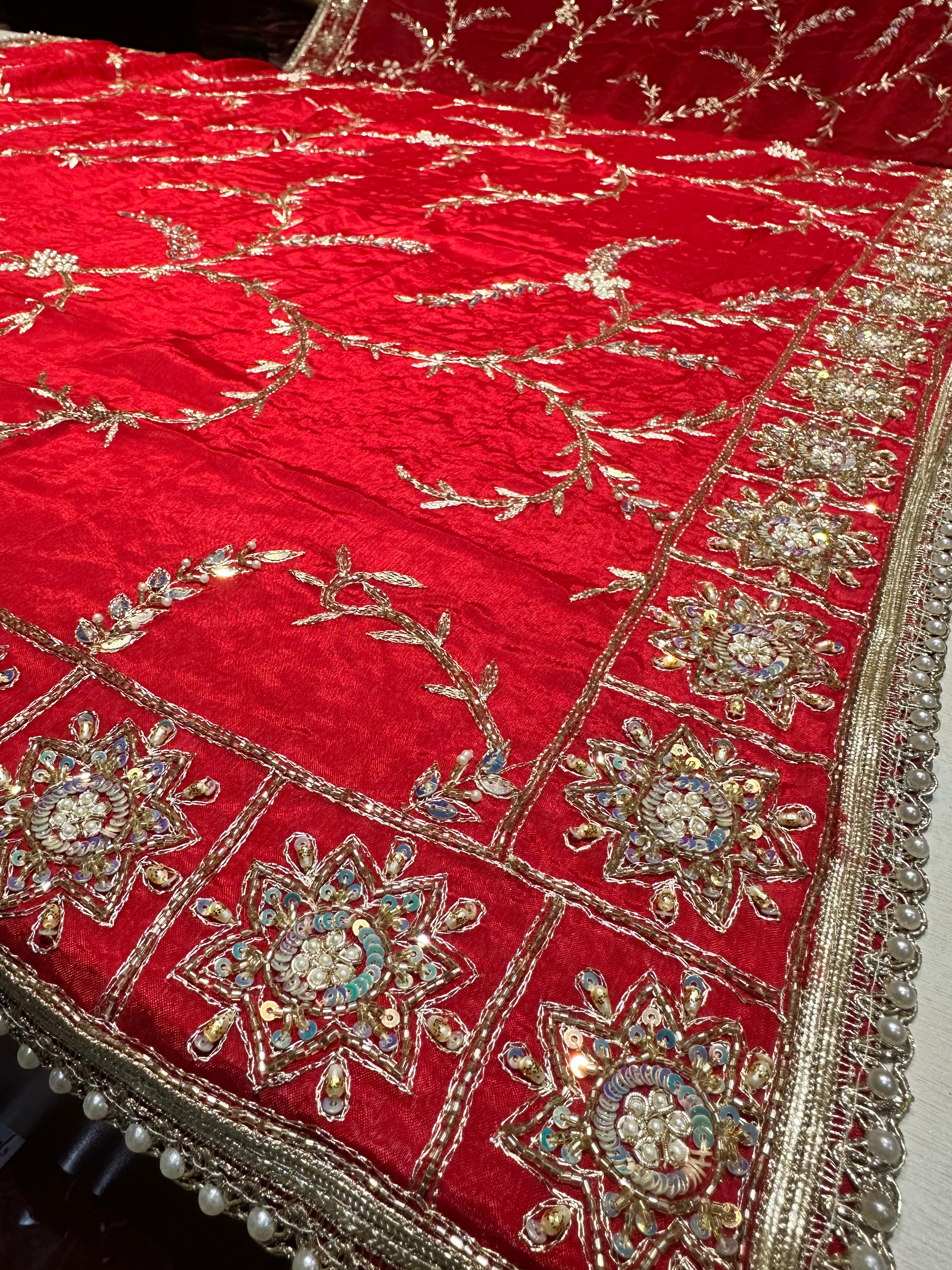 BRIDAL SUIT (ਲਾਵਾਂ ਫੇਰੇ ਵਾਲਾ ਸੂਟ)