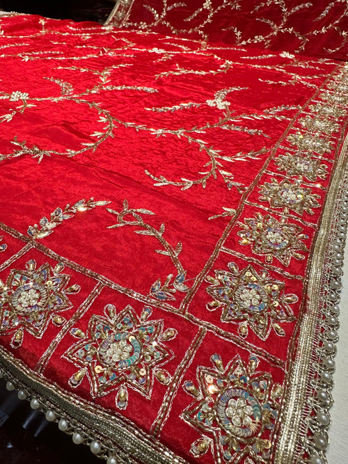 BRIDAL SUIT (ਲਾਵਾਂ ਫੇਰੇ ਵਾਲਾ ਸੂਟ)